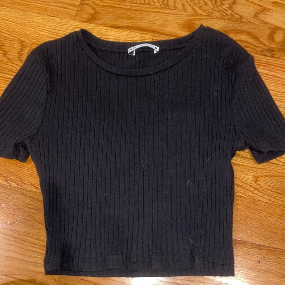 Zara Ribbed T-Shirt